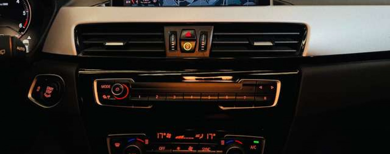 BMW X1 X1 1.5 dA sDrive16 Automatique Caméra GPS Airco J.A