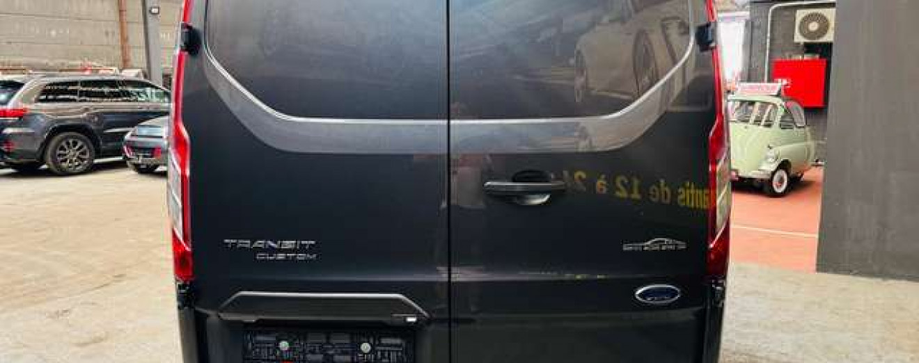 Ford Transit Custom 2.0 TDCi L2H1 Automatique Double portes CarPlay Caméra Attache remorque TVA/BTW 21% Incl