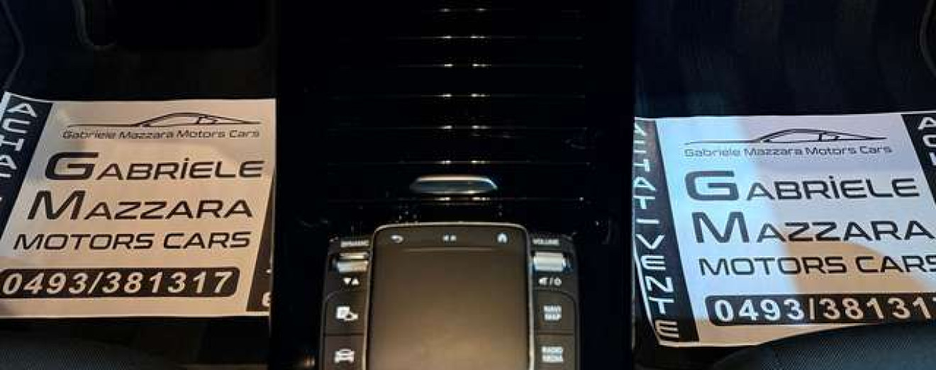 Mercedes-Benz A 180 A 180 d Automatique CarPlay Caméra LED PDC