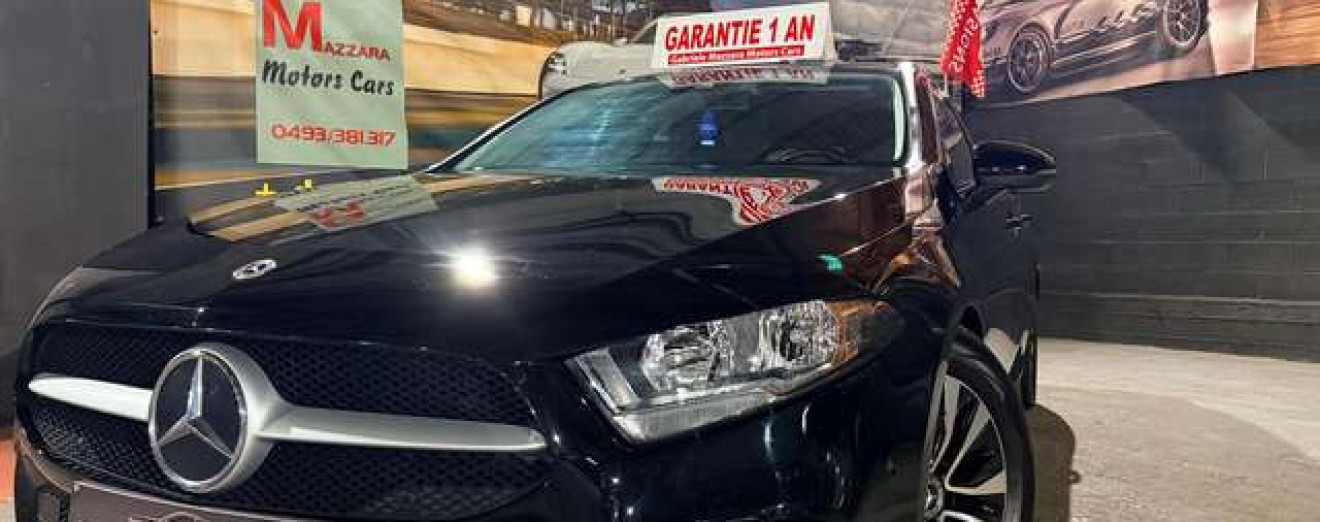 Mercedes-Benz A 180 A 180 d Automatique CarPlay Caméra LED PDC