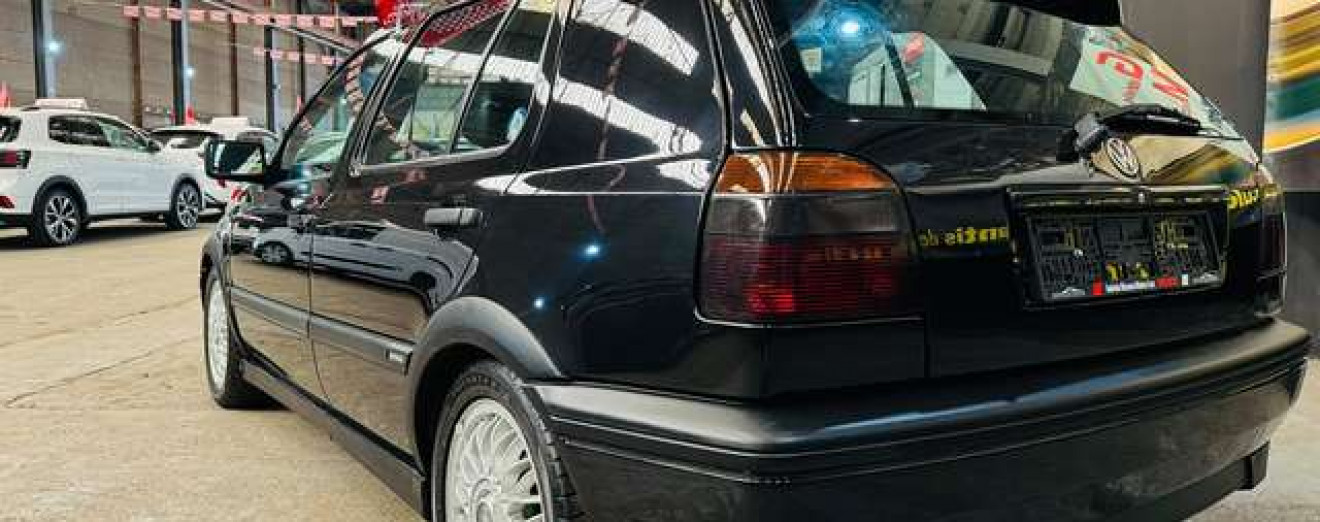 Volkswagen Golf 2.8i VR6 Cuir chauffant Toit ouvrant Airco BBS D.A