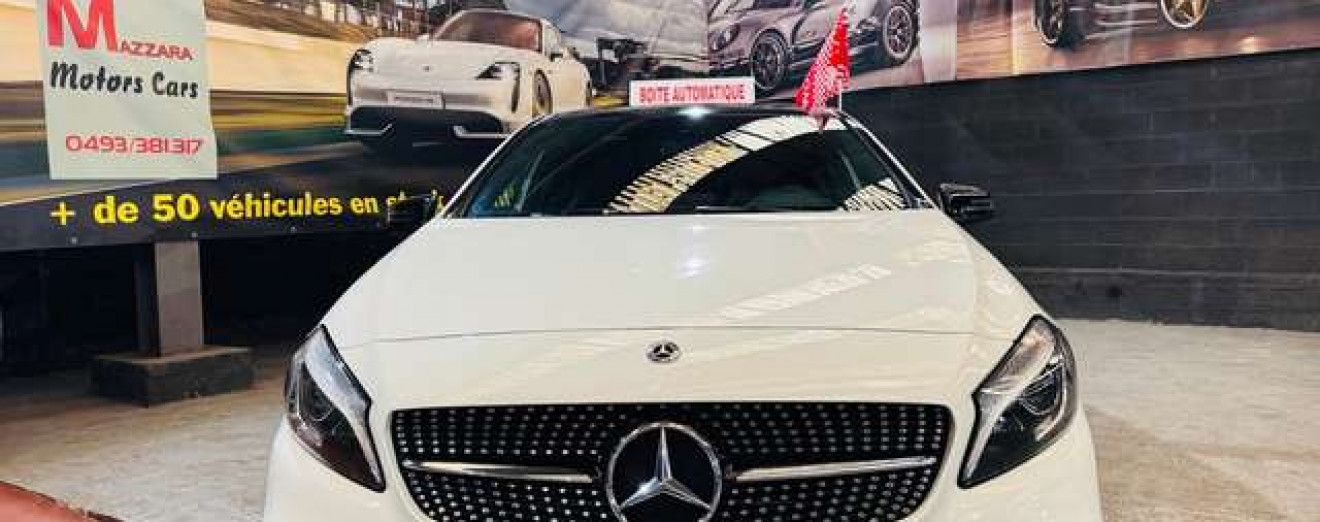Mercedes-Benz A 200 A200D Pack AMG Automatique Caméra Toit Panoramique PDC Clim Cuir LED