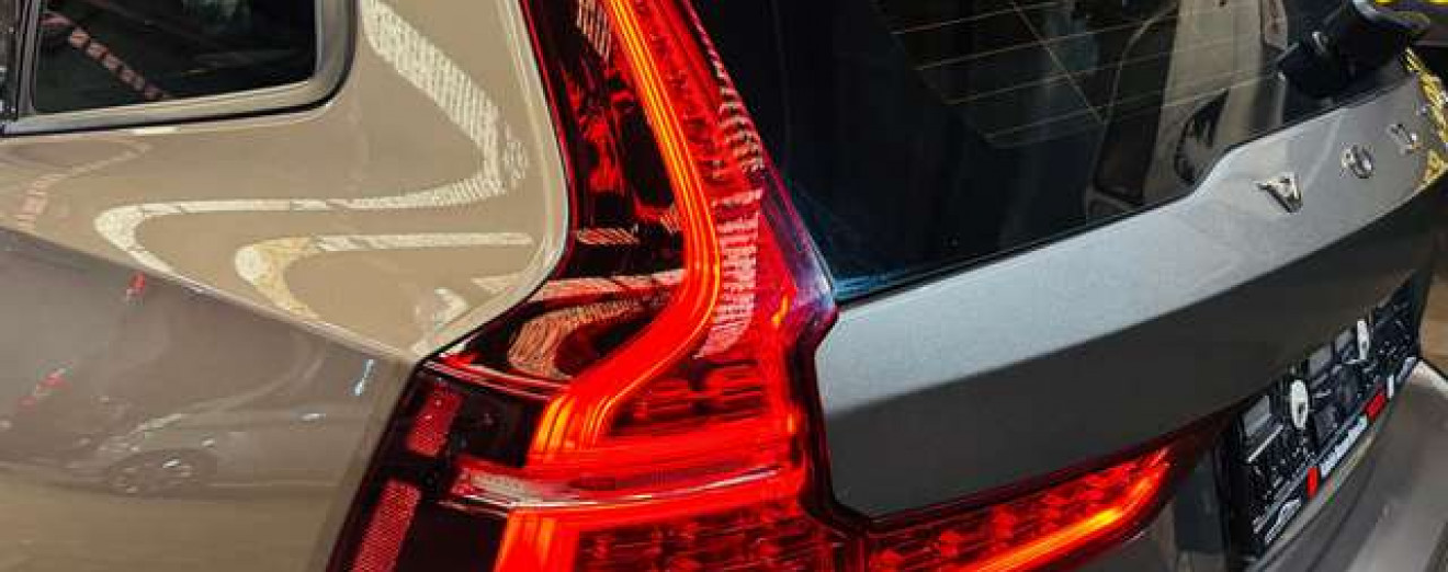 Volvo V60 V60 2.0D3 Geartronic Airco cuir GPS Cockpit LED