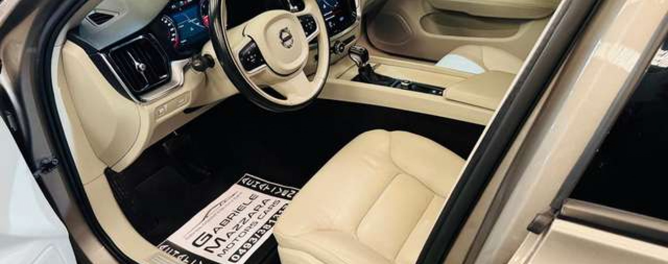 Volvo V60 V60 2.0D3 Geartronic Airco cuir GPS Cockpit LED