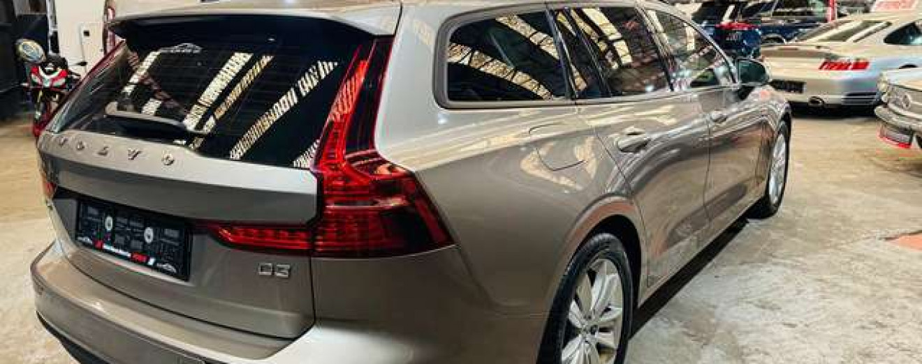 Volvo V60 V60 2.0D3 Geartronic Airco cuir GPS Cockpit LED