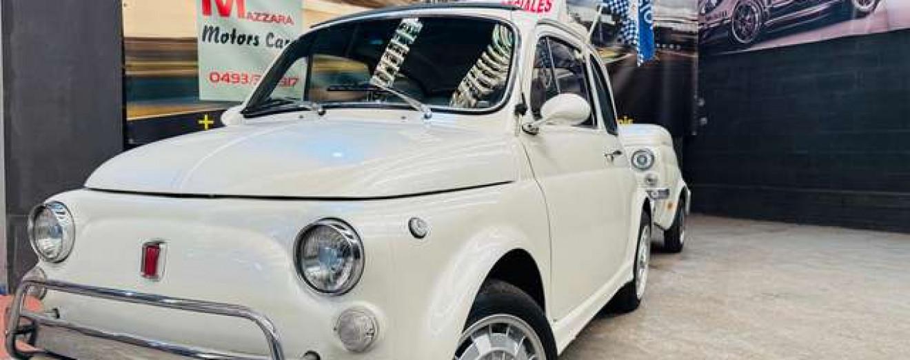 Fiat 500 499cc 110F Restaurée + Remorque Fiat 500