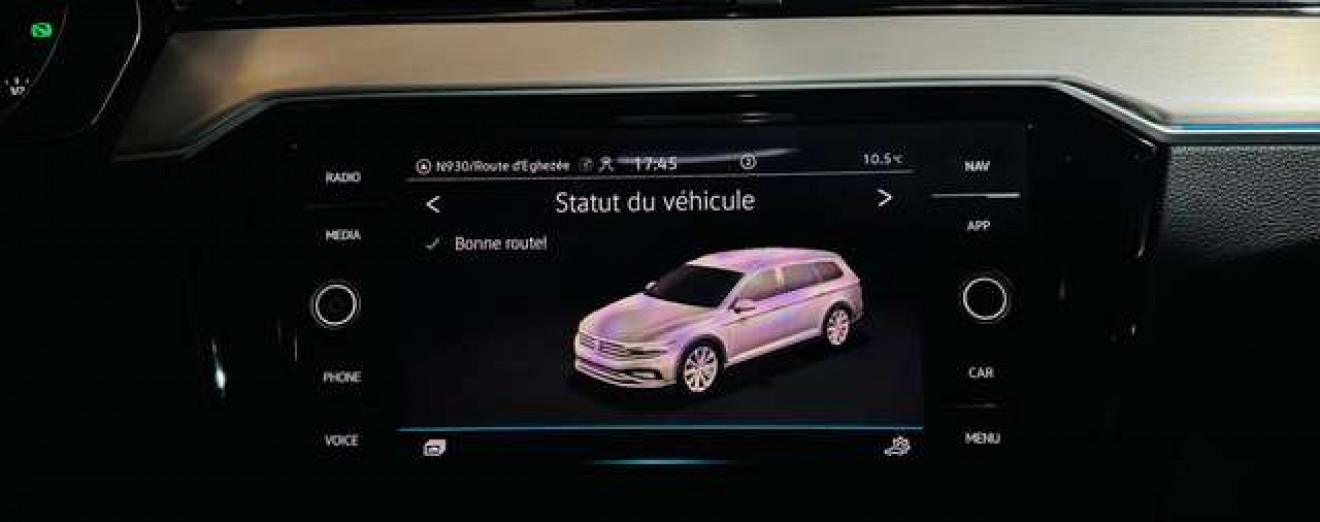 Volkswagen Passat Variant Passat SW 2.0 TDi DSG Cuir Pano Airco CarPlay Full