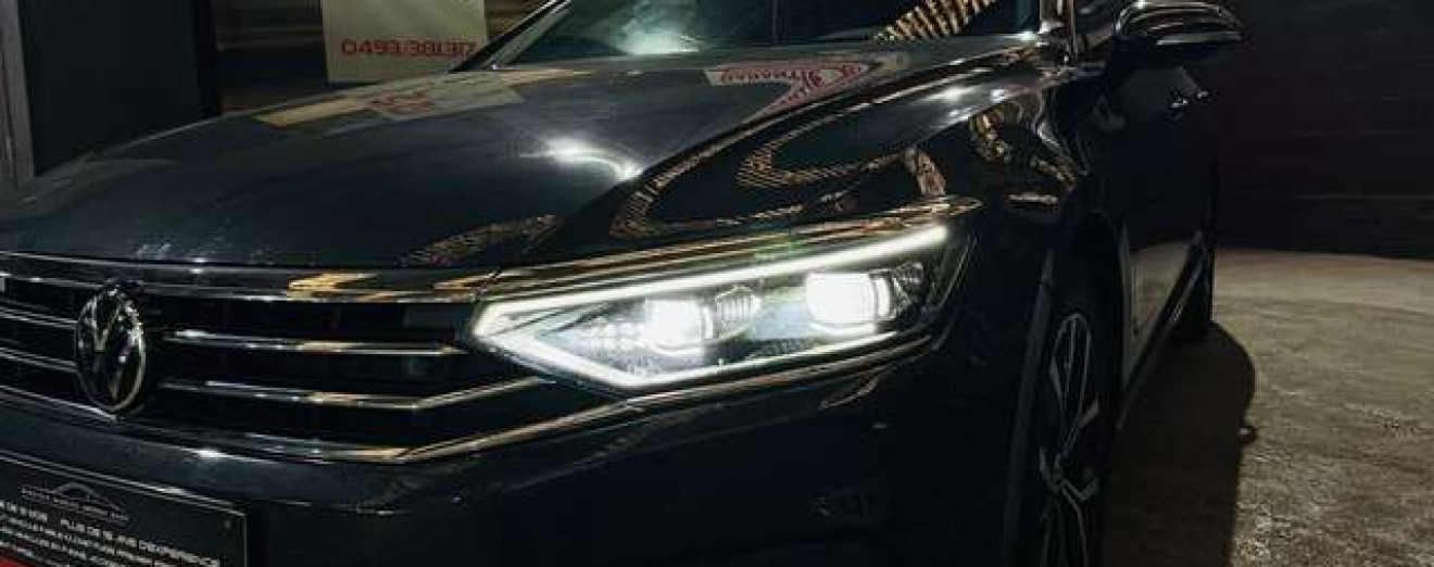 Volkswagen Passat Variant Passat SW 2.0 TDi DSG Cuir Pano Airco CarPlay Full