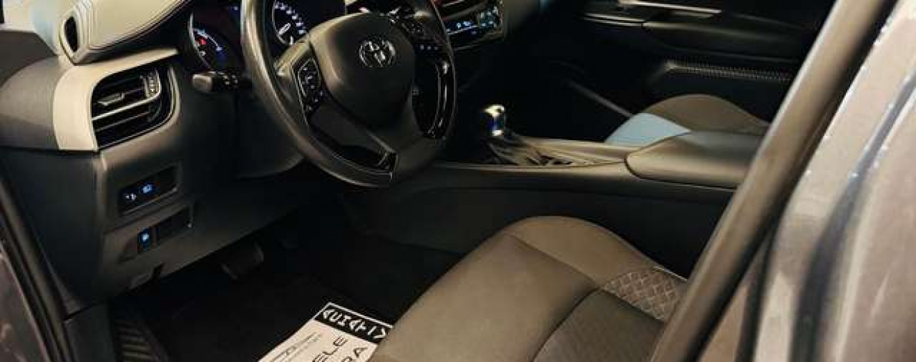 Toyota C-HR C-HR Hybrid 1.8i VVT-i CarPlay Caméra