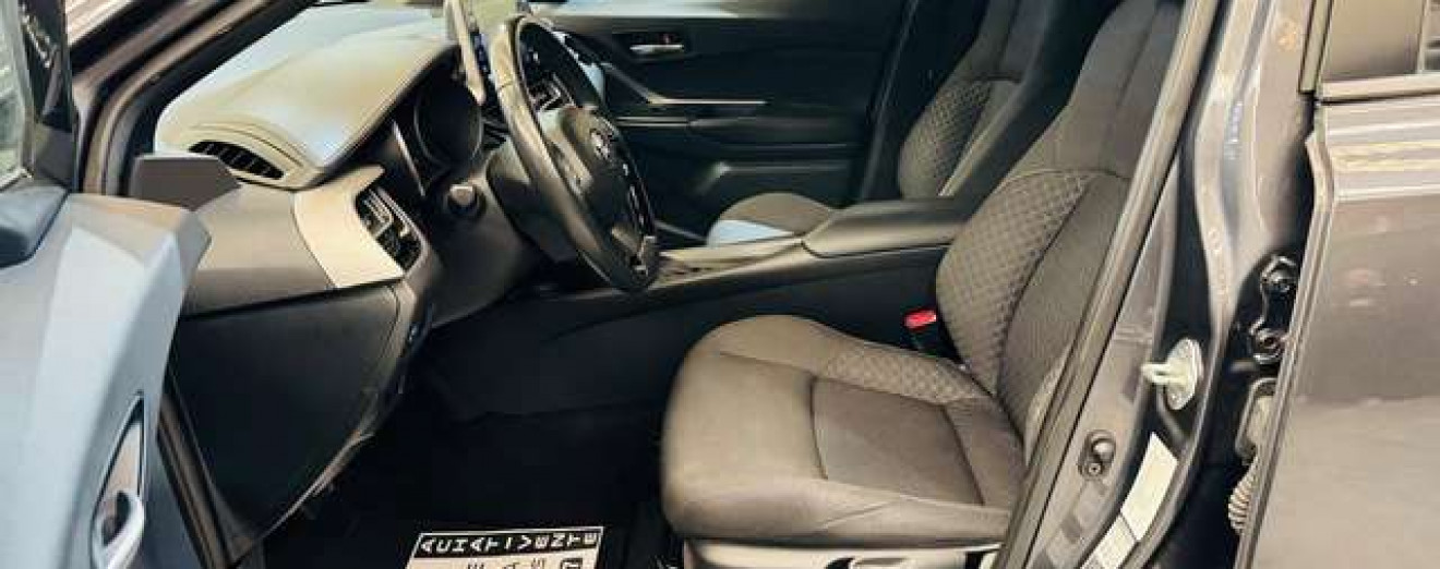 Toyota C-HR C-HR Hybrid 1.8i VVT-i CarPlay Caméra