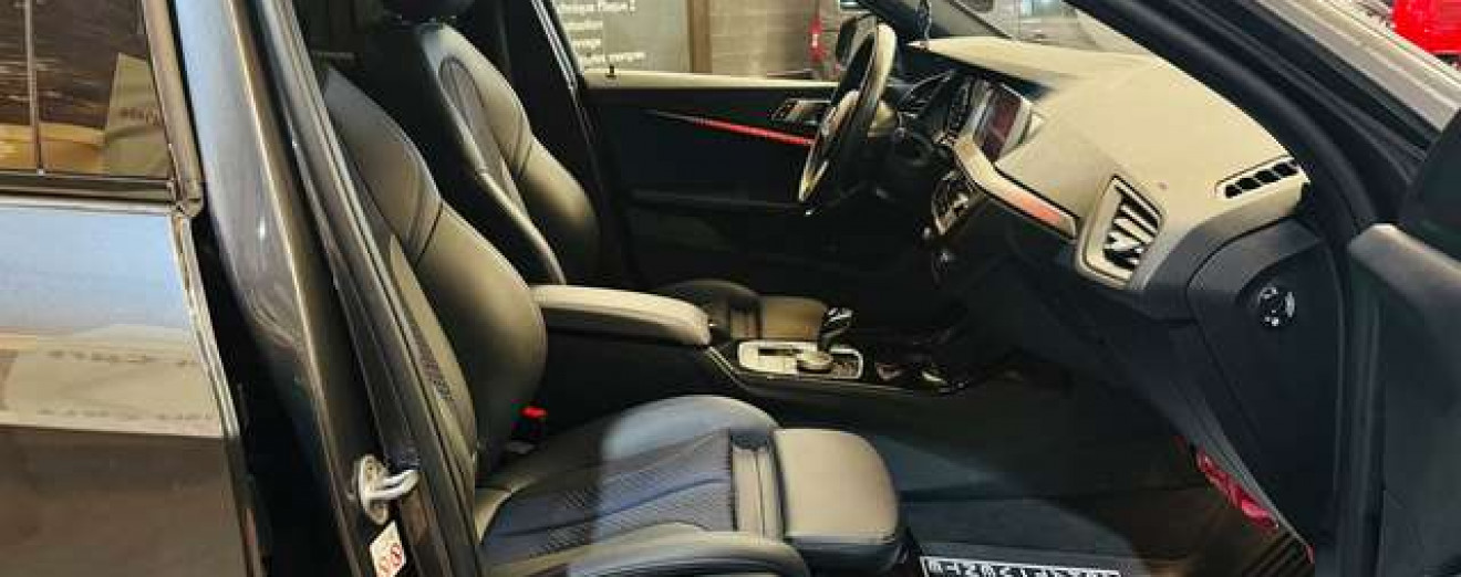 BMW 118 118iA Pack-M Cockpit Xénon LED Cuir Airco attache remorque