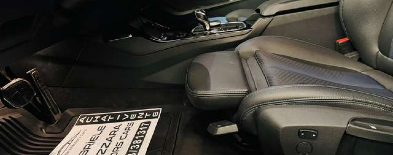 BMW 118 118iA Pack-M Cockpit Xénon LED Cuir Airco attache remorque