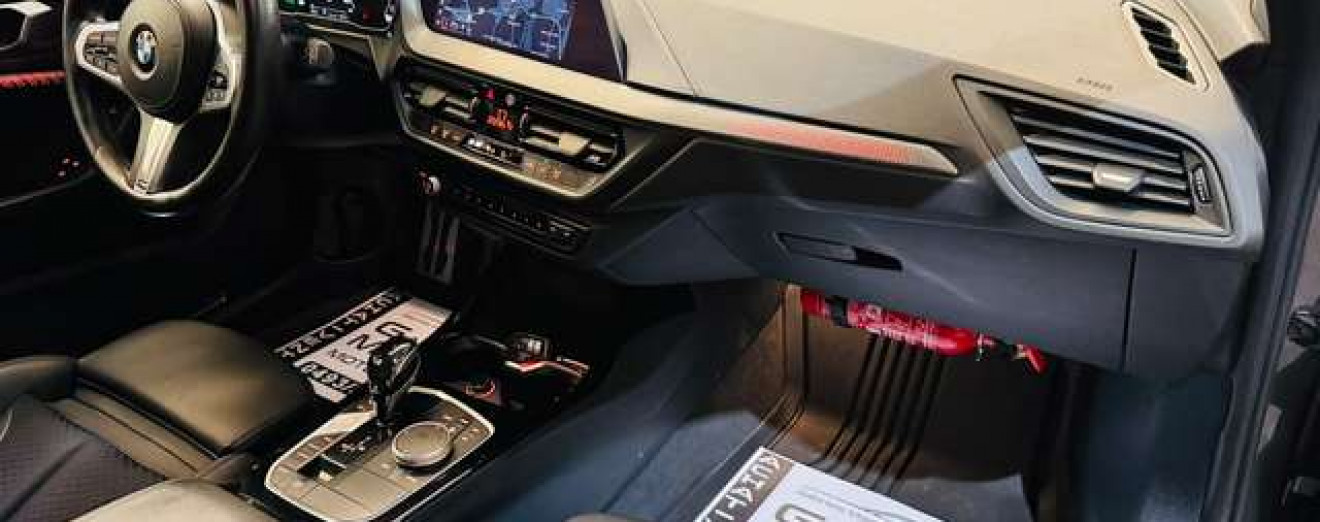 BMW 118 118iA Pack-M Cockpit Xénon LED Cuir Airco attache remorque