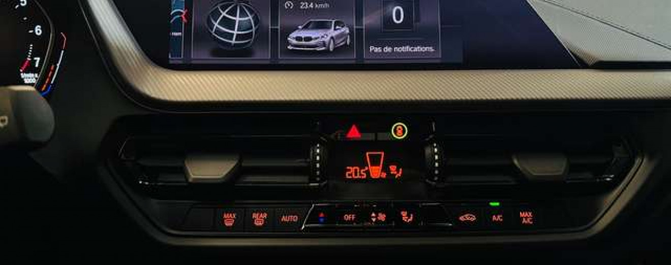 BMW 118 118iA Pack-M Cockpit Xénon LED Cuir Airco attache remorque