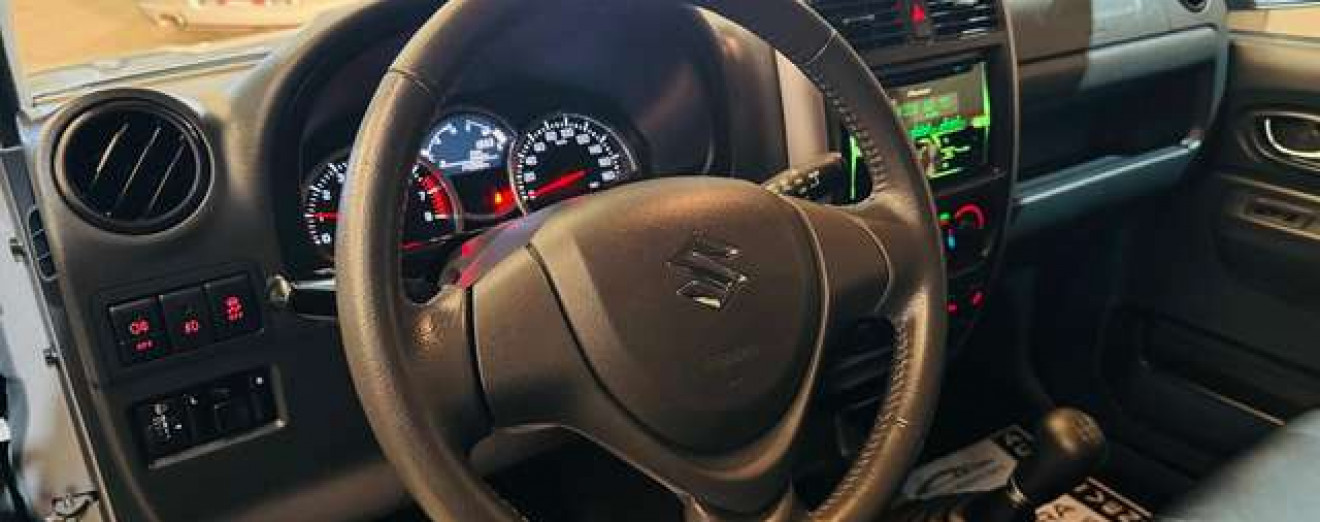 Suzuki Jimny Jimny 1.3i 4X4 Cuir Airco Pare Buffle Euro6