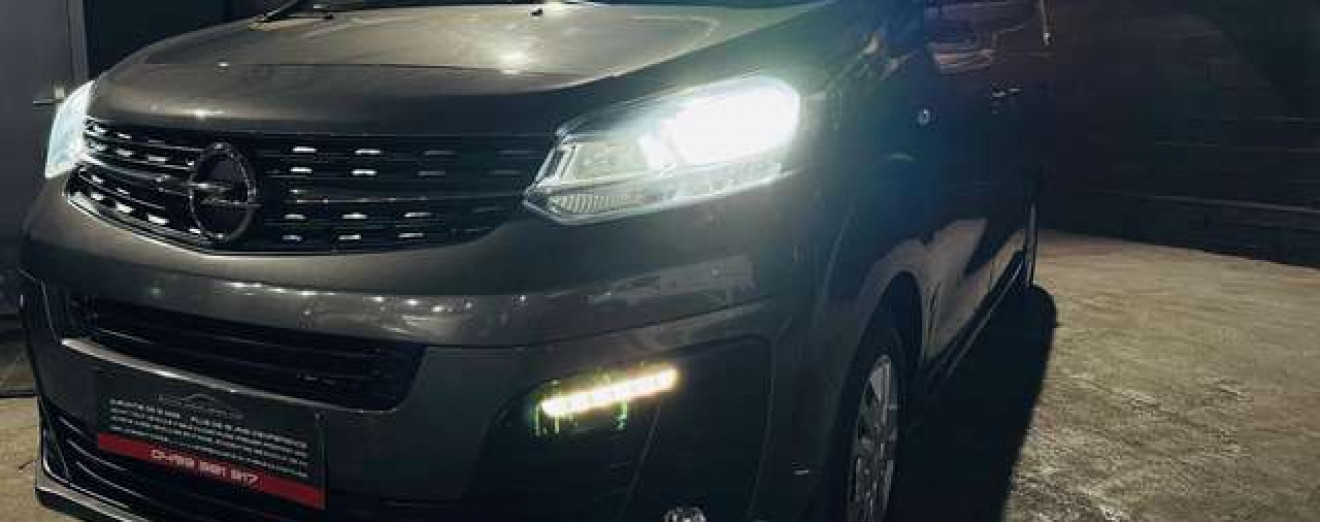 Opel Vivaro 2.0CDTI 6Places Utilitaire CarPlay Att Rem LED