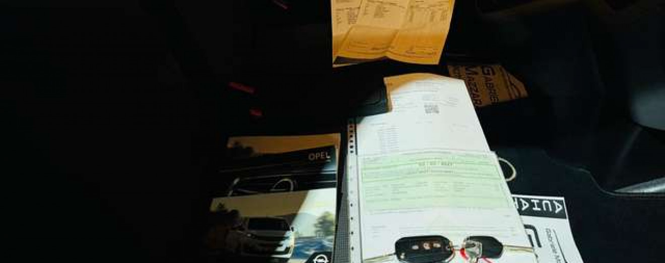 Opel Vivaro 2.0CDTI 6Places Utilitaire CarPlay Att Rem LED