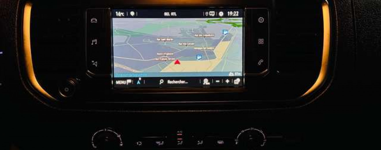 Opel Vivaro 2.0CDTI 6Places Utilitaire CarPlay Att Rem LED