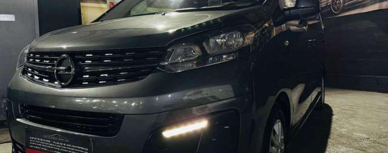 Opel Vivaro 2.0CDTI 6Places Utilitaire CarPlay Att Rem LED