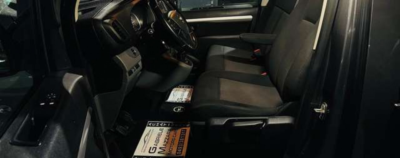 Opel Vivaro 2.0CDTI 6Places Utilitaire CarPlay Att Rem LED