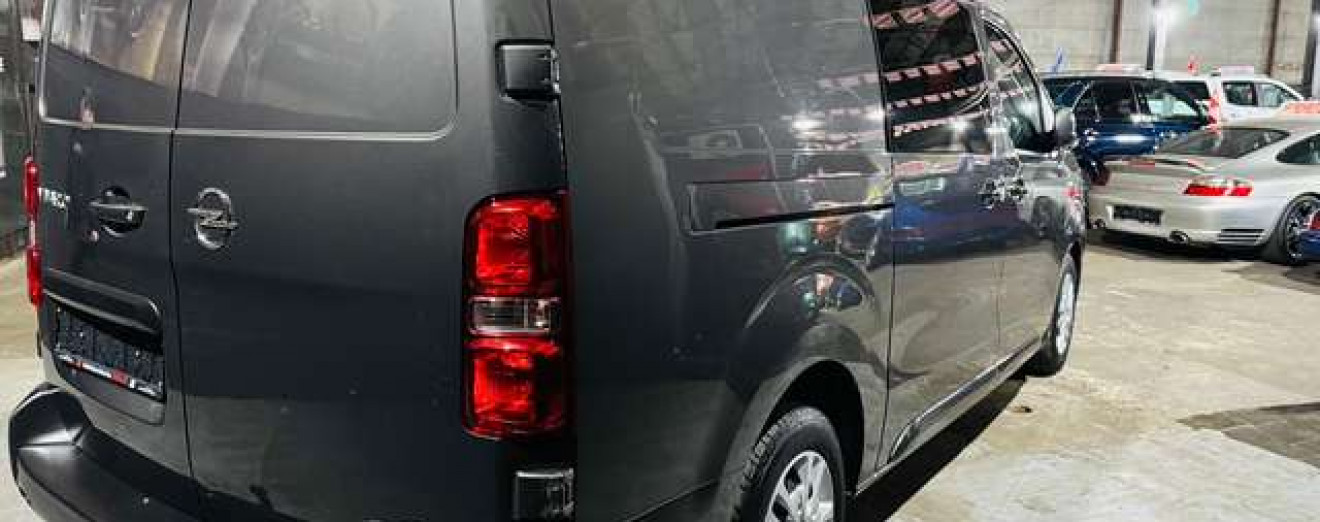 Opel Vivaro 2.0CDTI 6Places Utilitaire CarPlay Att Rem LED