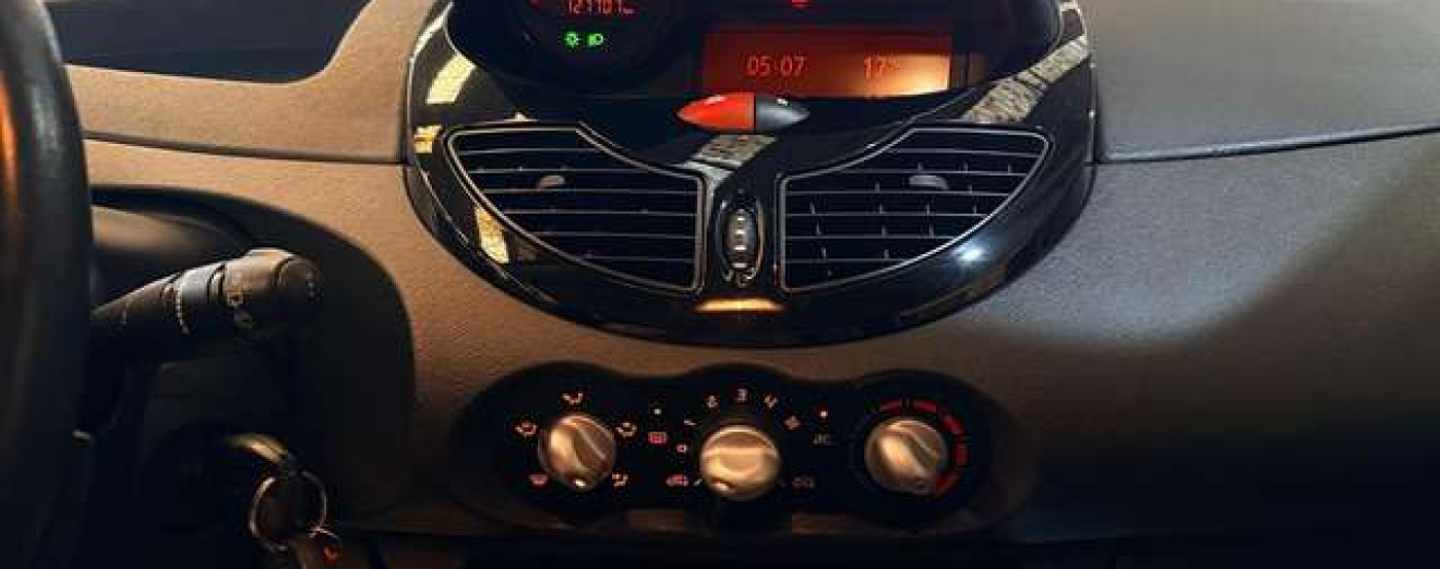 Renault Twingo Twingo 1.2i Airco V.C D.A