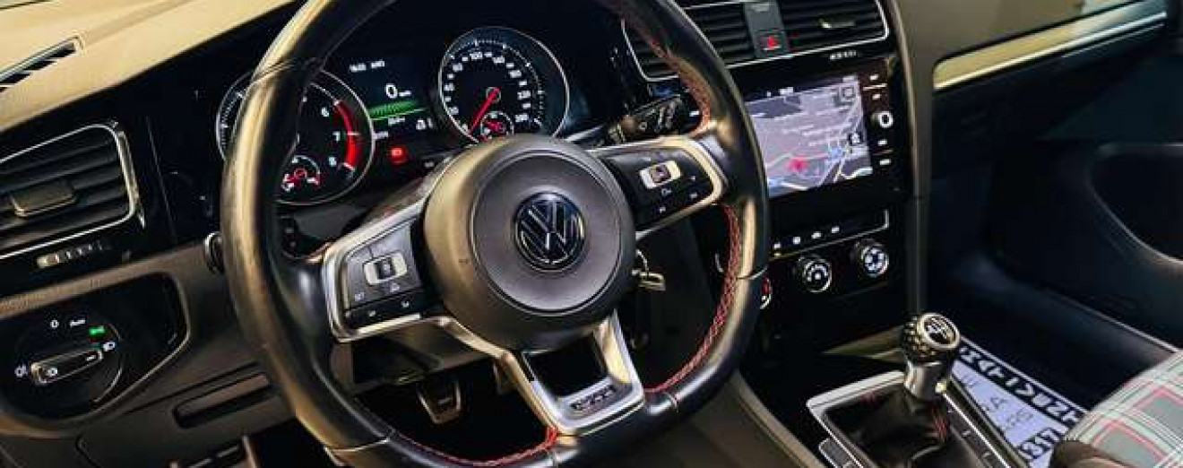 Volkswagen Golf GTI 2.0TSI Airco GPS Caméra CarPlay PDC Matrix Kit Maxtone