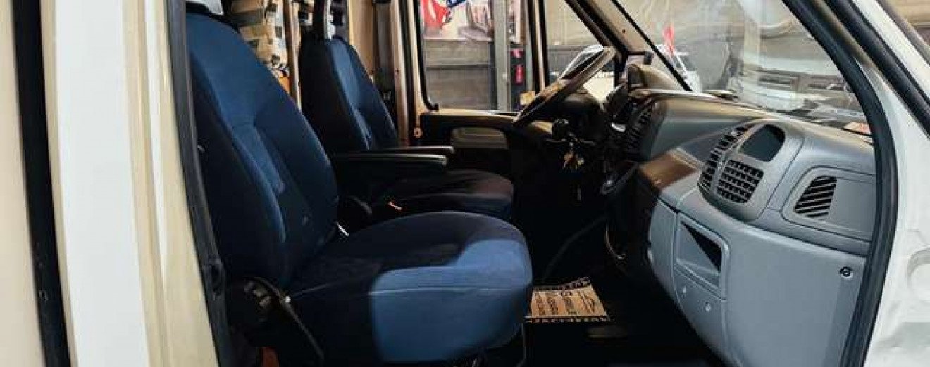 Fiat Ducato 2.8JTD SEA M100 - 6 Places - Caméra - Panneaux