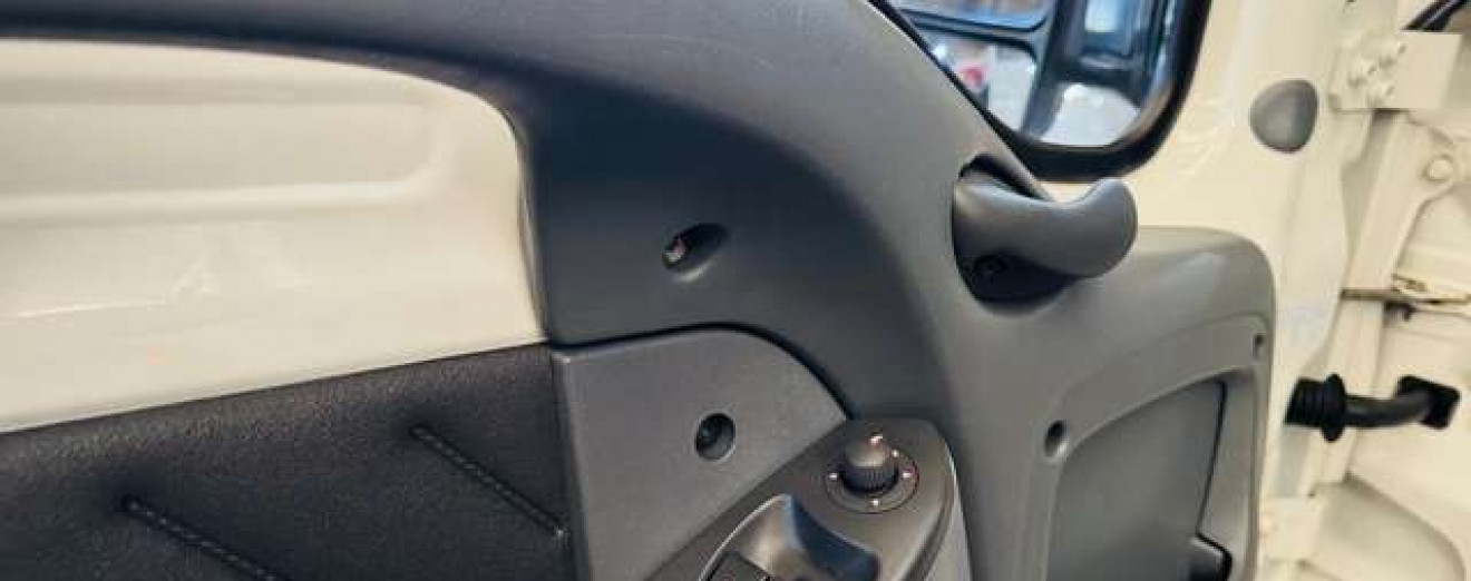 Fiat Ducato 2.8JTD SEA M100 - 6 Places - Caméra - Panneaux