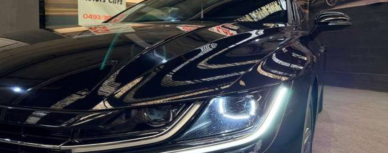 Volkswagen Arteon Arteon 2.0 TDi SCR R-Line R-Line Toi Pano Cockpit  360 Full LED Att remorque Cuir électrique ctrique