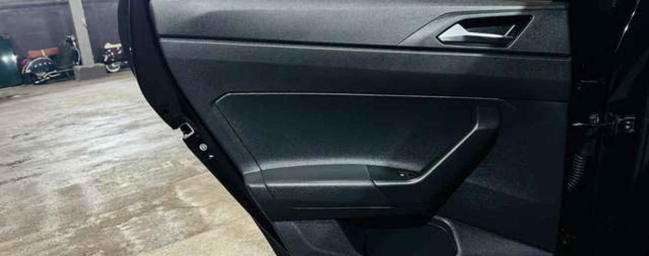 Volkswagen Polo Polo 1.0 TSI R-Line CarPlay Caméra GPS - NEUVE