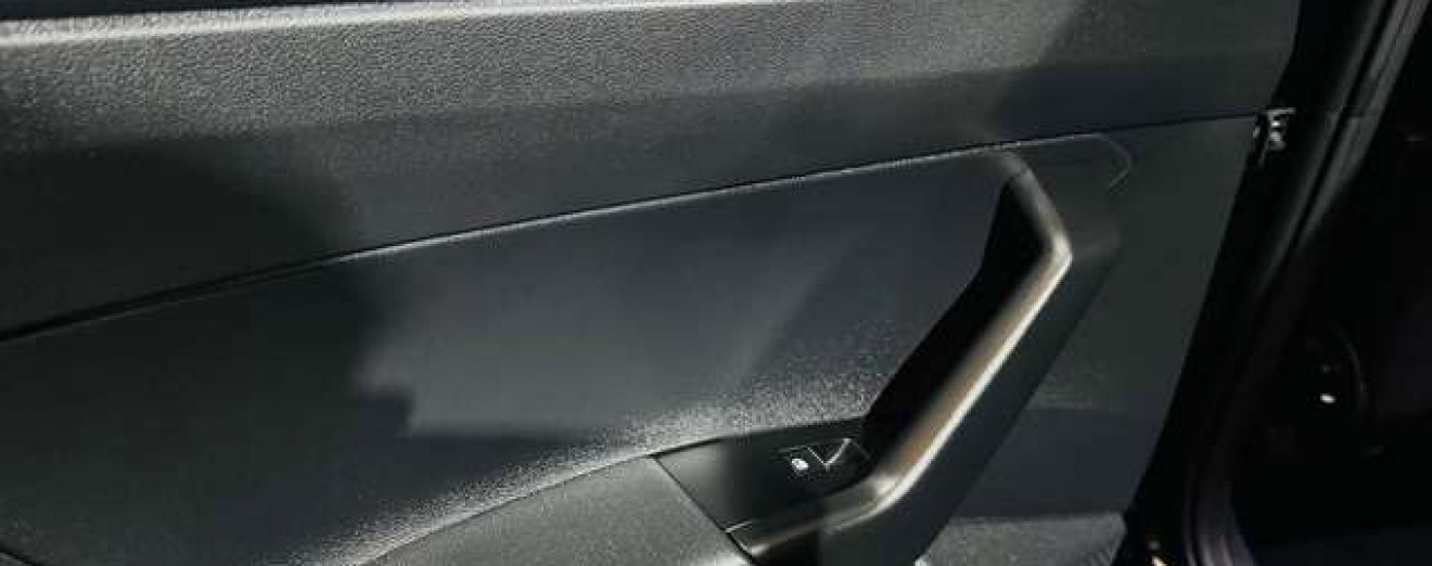 Volkswagen Polo Polo 1.0 TSI R-Line CarPlay Caméra GPS - NEUVE