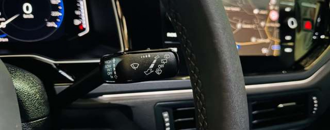 Volkswagen Polo Polo 1.0 TSI R-Line CarPlay Caméra GPS - NEUVE