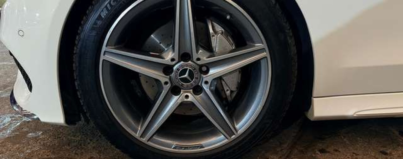 Mercedes-Benz C 220 Cabriolet C 220d Gtronic AMG Cuir GPS LED High performance
