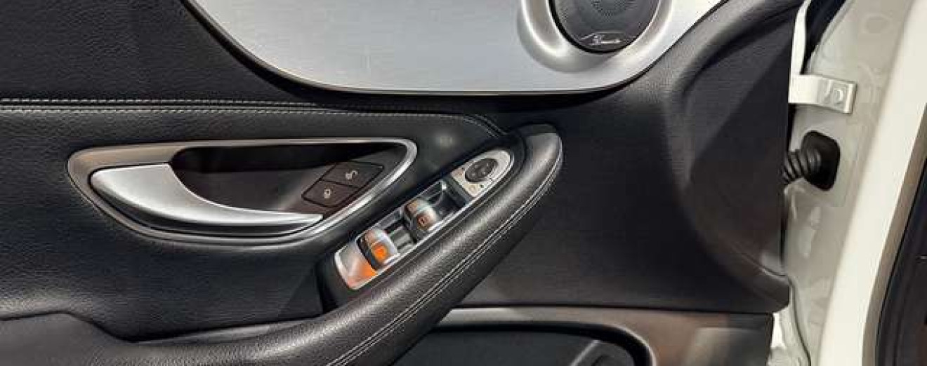 Mercedes-Benz C 220 Cabriolet C 220d Gtronic AMG Cuir GPS LED High performance