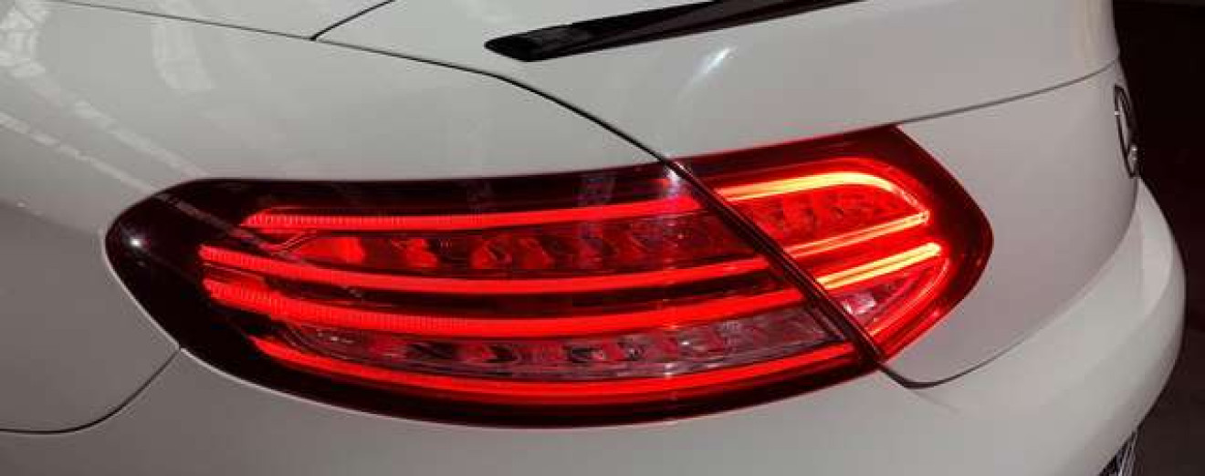Mercedes-Benz C 220 Cabriolet C 220d Gtronic AMG Cuir GPS LED High performance