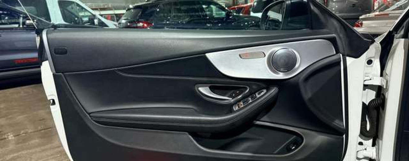 Mercedes-Benz C 220 Cabriolet C 220d Gtronic AMG Cuir GPS LED High performance