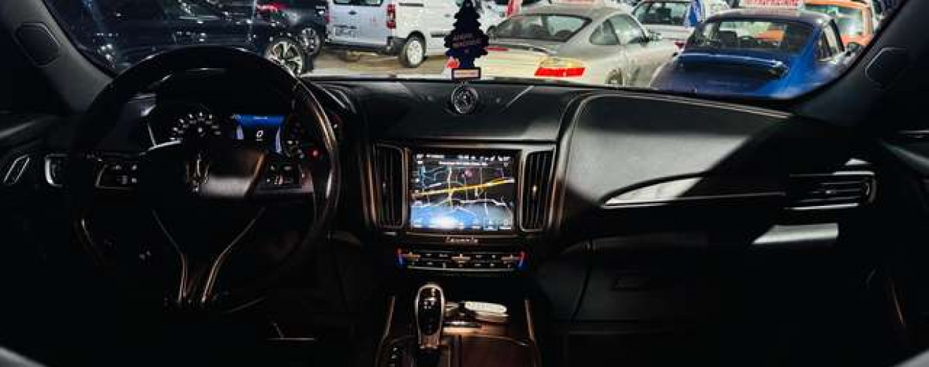 Maserati Levante 3.0V6 Turbo Pano - Cuir - J.A - LED - Camera - GPS