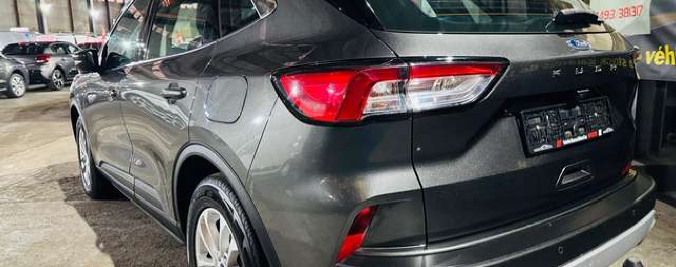 Ford Kuga 1.5TDCi Titanium - Cockpit - CarPlay - Att Rem