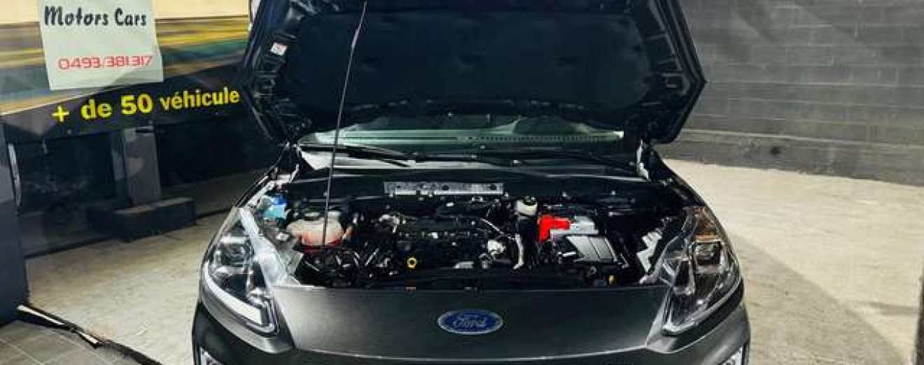 Ford Kuga 1.5TDCi Titanium - Cockpit - CarPlay - Att Rem
