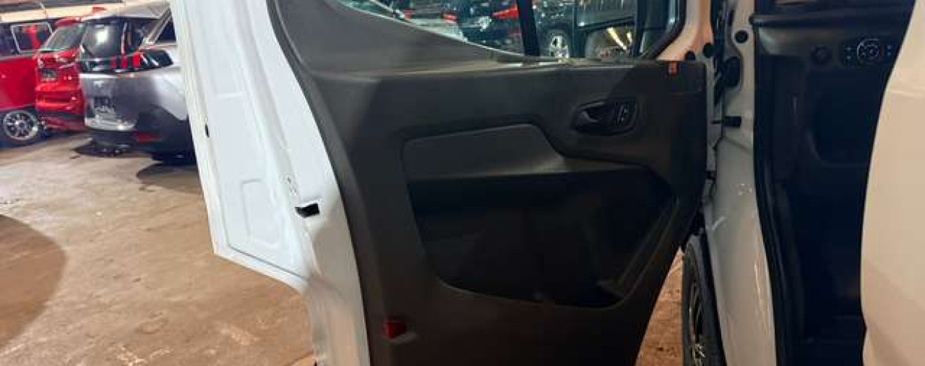 Ford Transit Transit 2.0 TDCi L3H3 Trend utilitaire double cabine 5 places tva déductible 21%