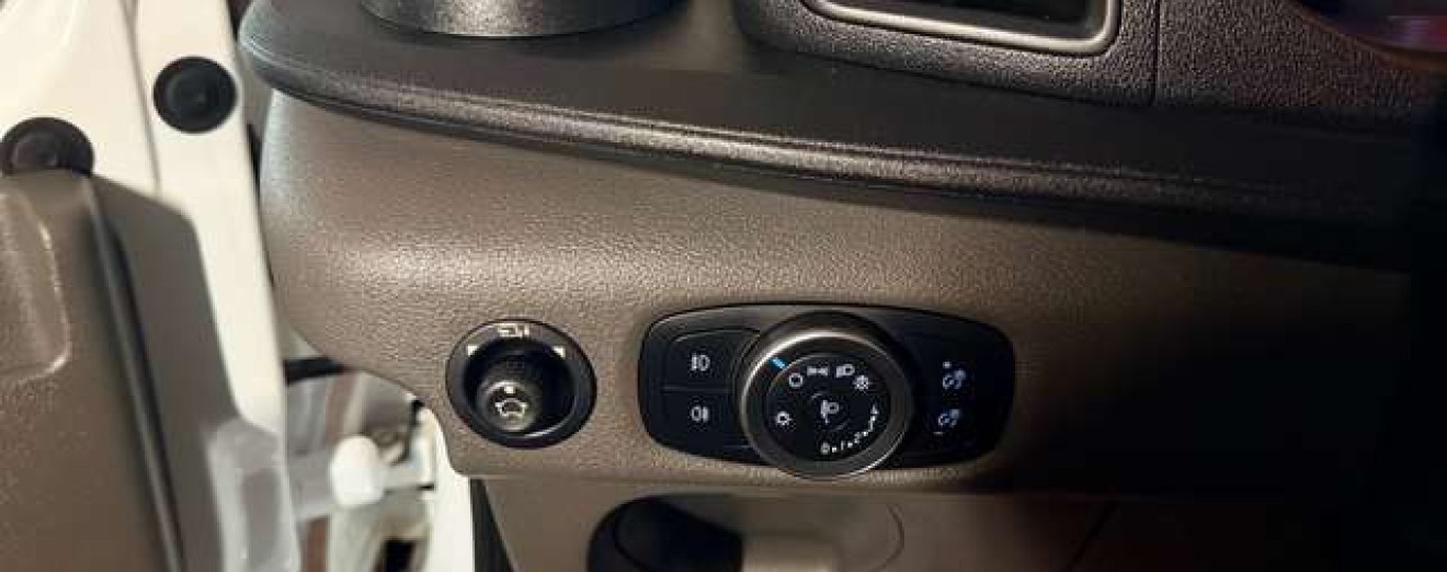 Ford Transit Transit 2.0 TDCi L3H3 Trend utilitaire double cabine 5 places tva déductible 21%