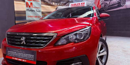 Peugeot 308 308 SW 1.2 PureTech Allure GPS Xénon Caméra Toit Pano CarPlay Att remorque