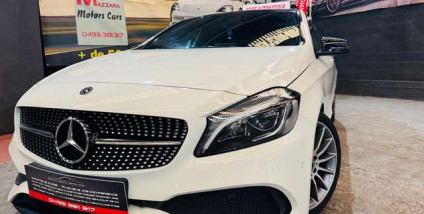 Mercedes-Benz A 200 A200D Pack AMG Automatique Caméra Toit Panoramique PDC Clim Cuir LED